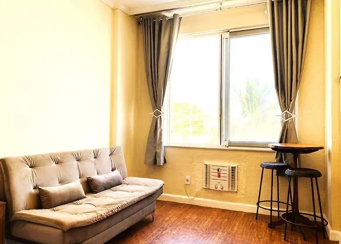 Appartement à 2 Chambres à Coucher
